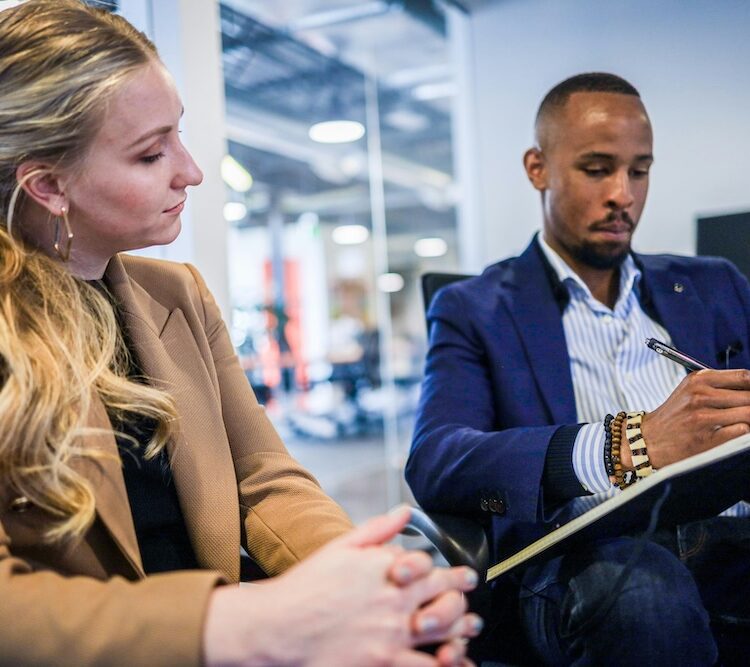 Building leadership skills, starting now: advice from industry pros thumbnail